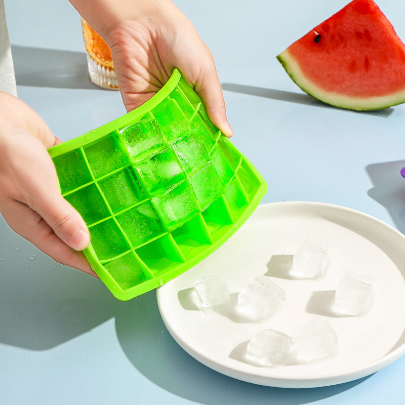 Portable 15 Grid Silicone Ice Tray With Lid